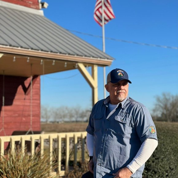 Meet your Posher, Gustavo - Picture 8 of 13